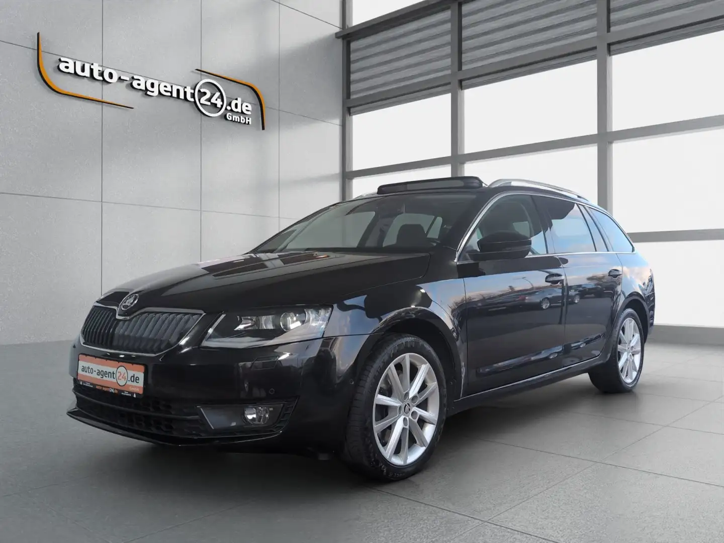 Skoda Octavia 1.8 TSI Style /2.Hd/Pano/DAB/AHK/Kamera/Kessy Schwarz - 2