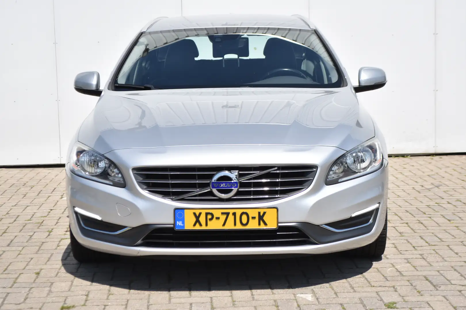 Volvo V60 D3 Ocean Race Gris - 2
