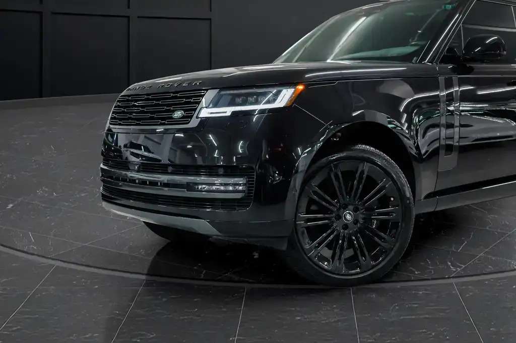 2025 Land Rover Range Rover P530 SE SWB — снимка 3