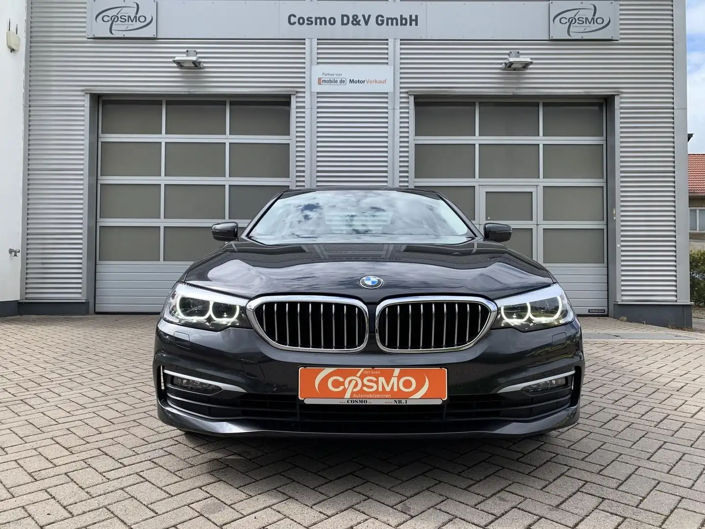 BMW 520 i Limousine Voll-LED+Navi+Klimaaut+Sitzhzg Grijs - 2