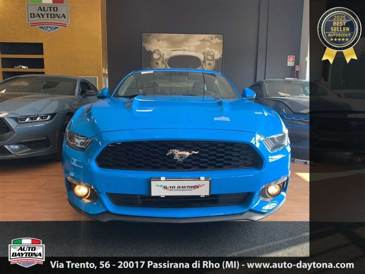 Ford Mustang Fastback 2.3 EcoBoost Automatica Full