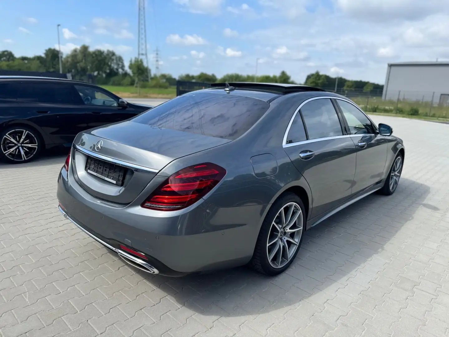 Mercedes-Benz S 560 S560 4M Lang AMG -HUD-ACC-FondEnt-BelüSitz-Pano Grau - 2