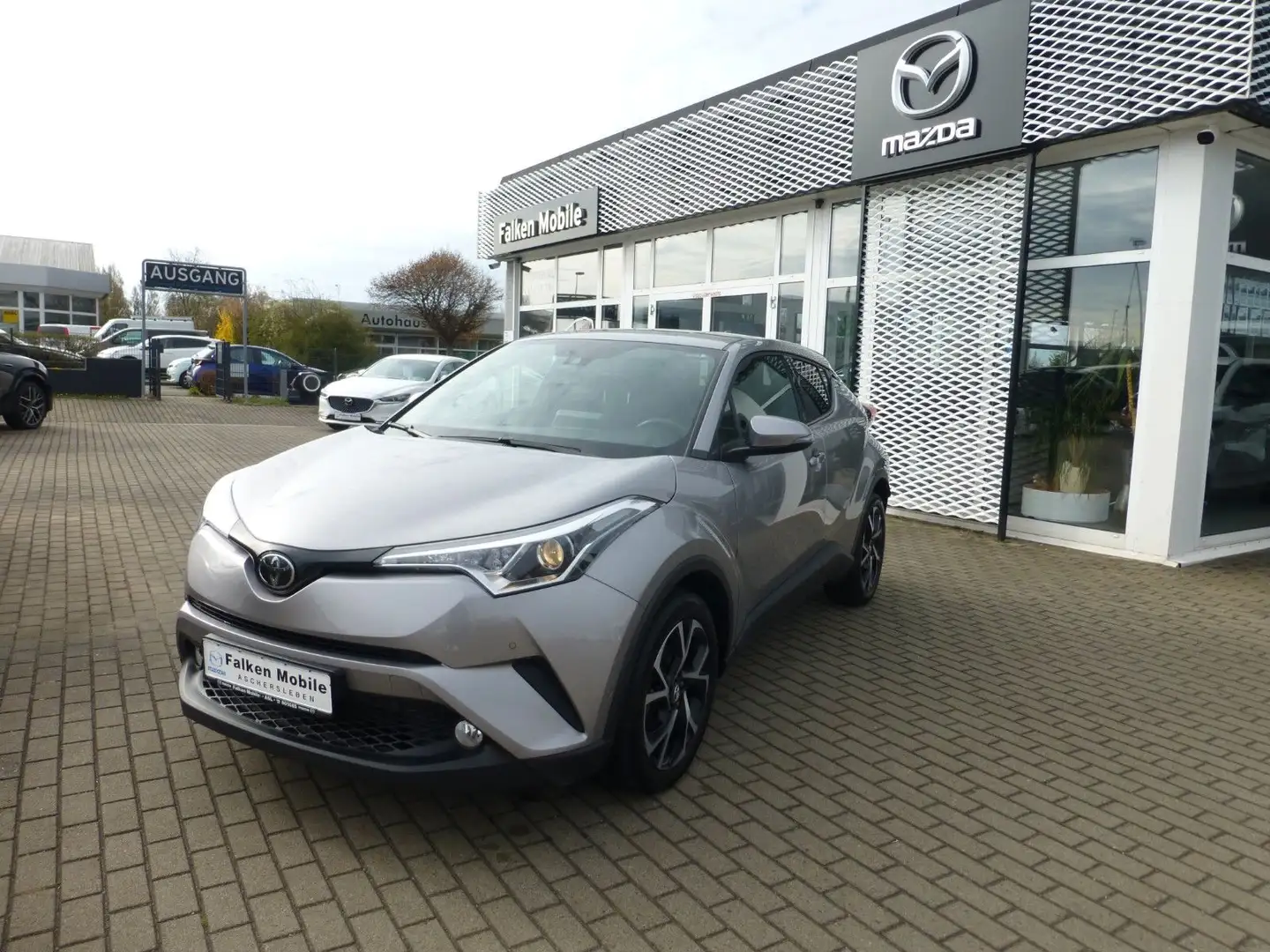 Toyota C-HR 1.2-l-Turbo Team Deutschland AZV Silber - 1