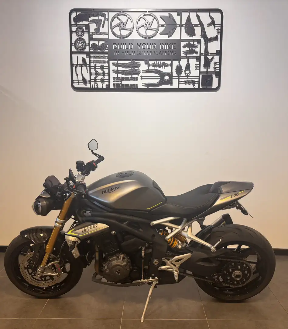 Triumph Speed Triple 1200 RS Gris - 2