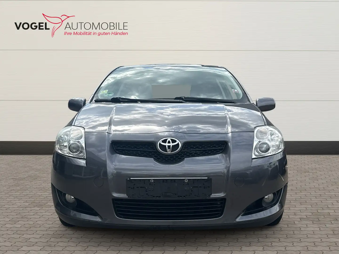 Toyota Auris 1.6 Sol +KlimaA Grau - 2