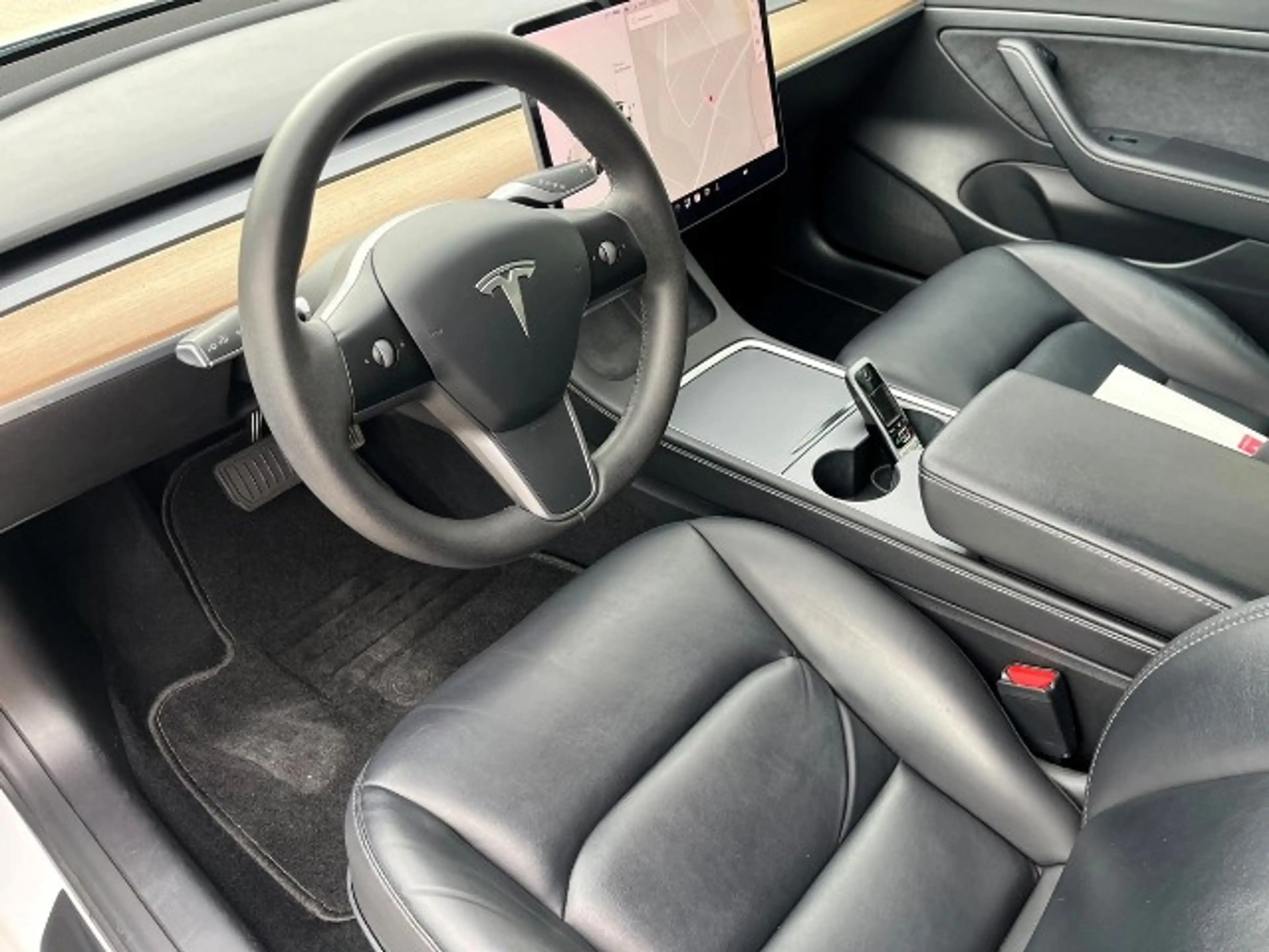 Tesla Model 3 RWD *Wärmepumpe*Leder — photo 10
