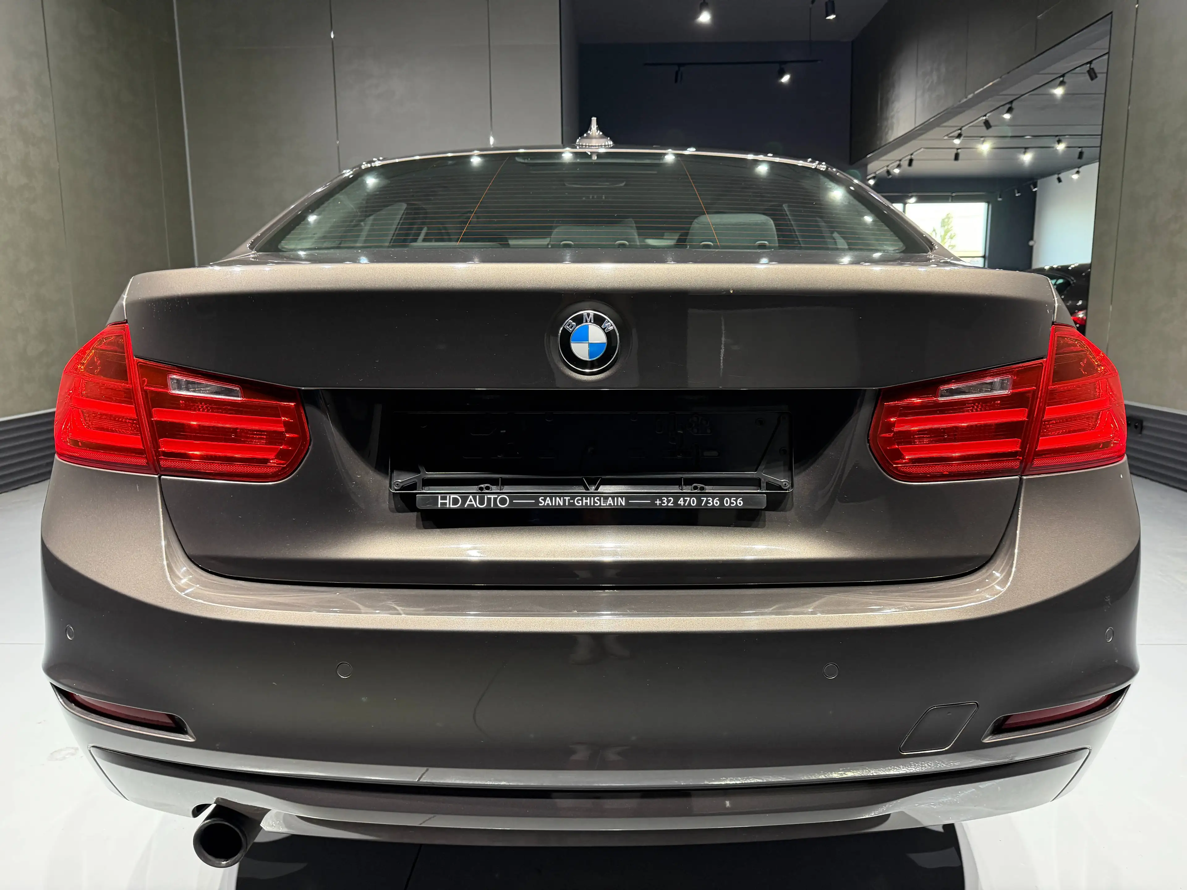 BMW 316 316i//GPS//CLIMATISATION//BOITE MANUELLE//CONDITIONS MARCHAND — photo 12