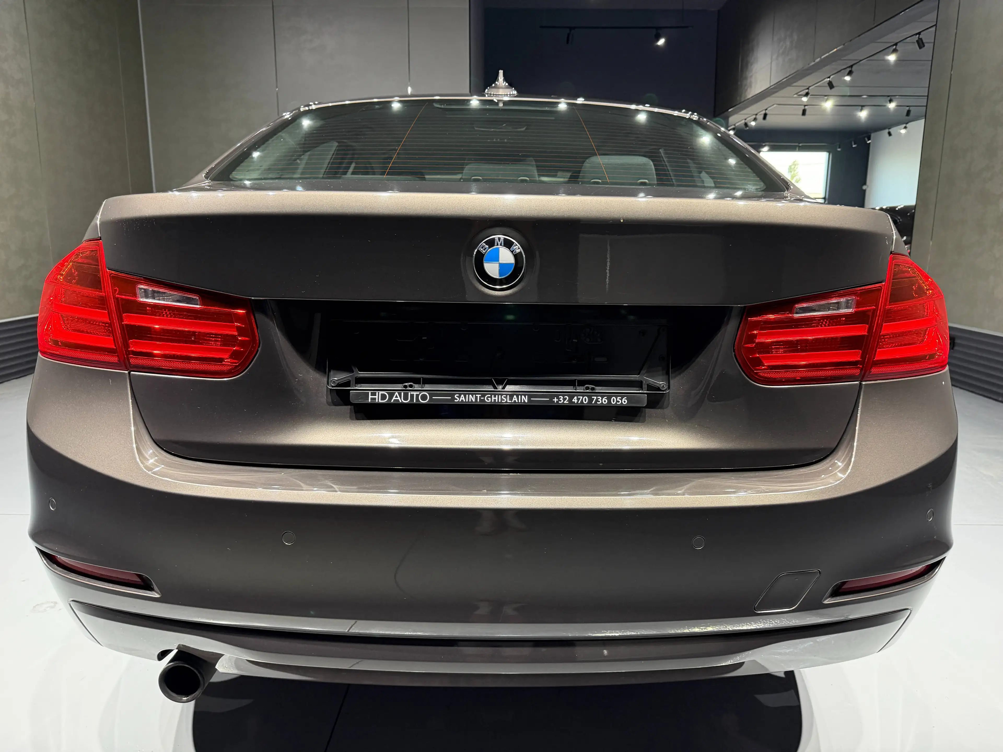BMW 316 316i//GPS//CLIMATISATION//BOITE MANUELLE//CONDITIONS MARCHAND — photo 11