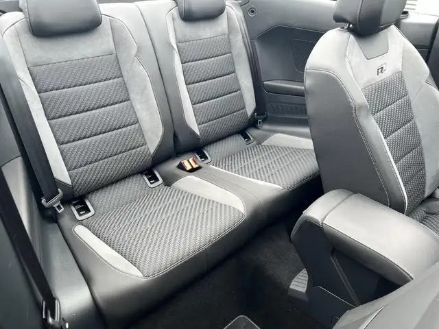 Volkswagen T-Roc view 15