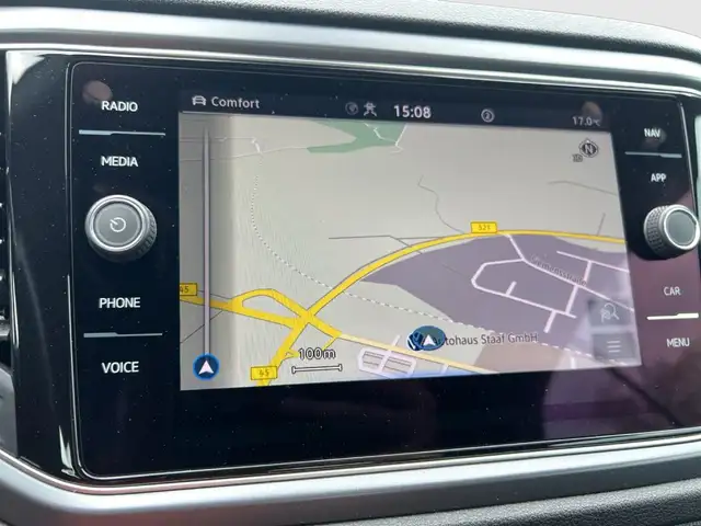 Volkswagen T-Roc view 19