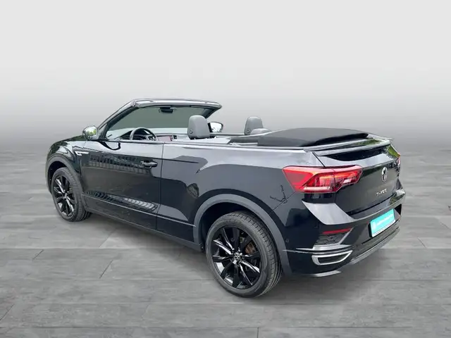 Volkswagen T-Roc view 3