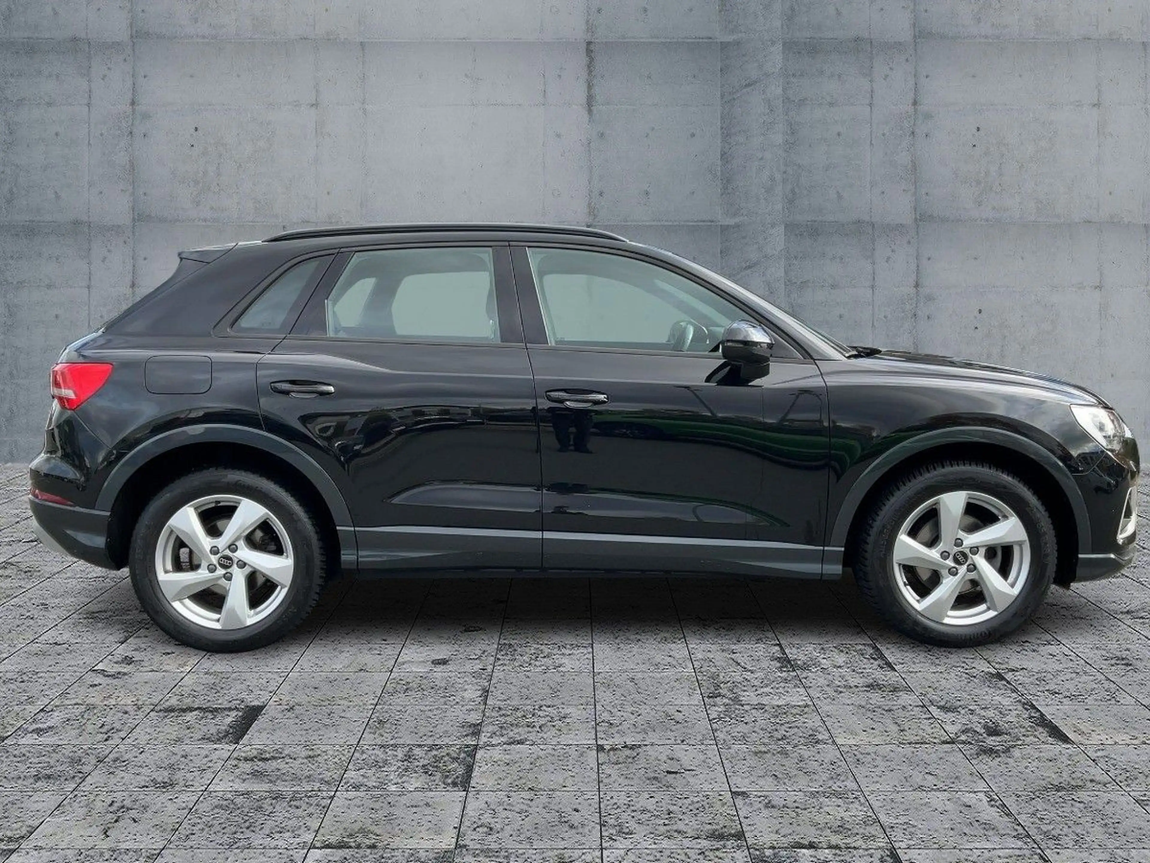 Audi Q3 35 TDI S-TR ADVANCED NAVI+RFK+ACC+SHZ — photo 7