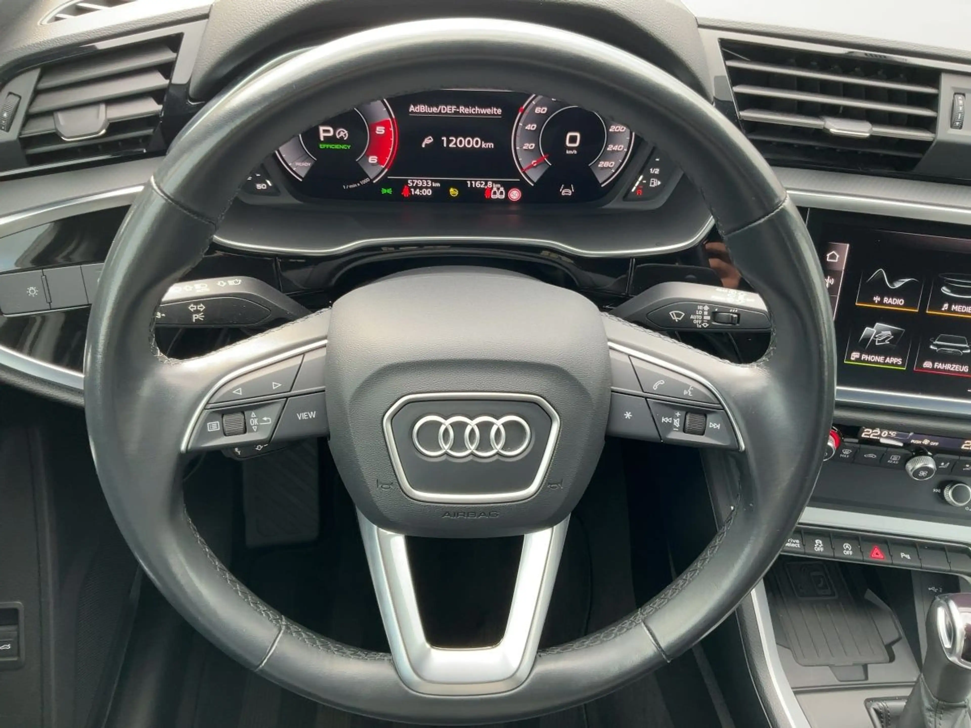 Audi Q3 35 TDI S-TR ADVANCED NAVI+RFK+ACC+SHZ — photo 10