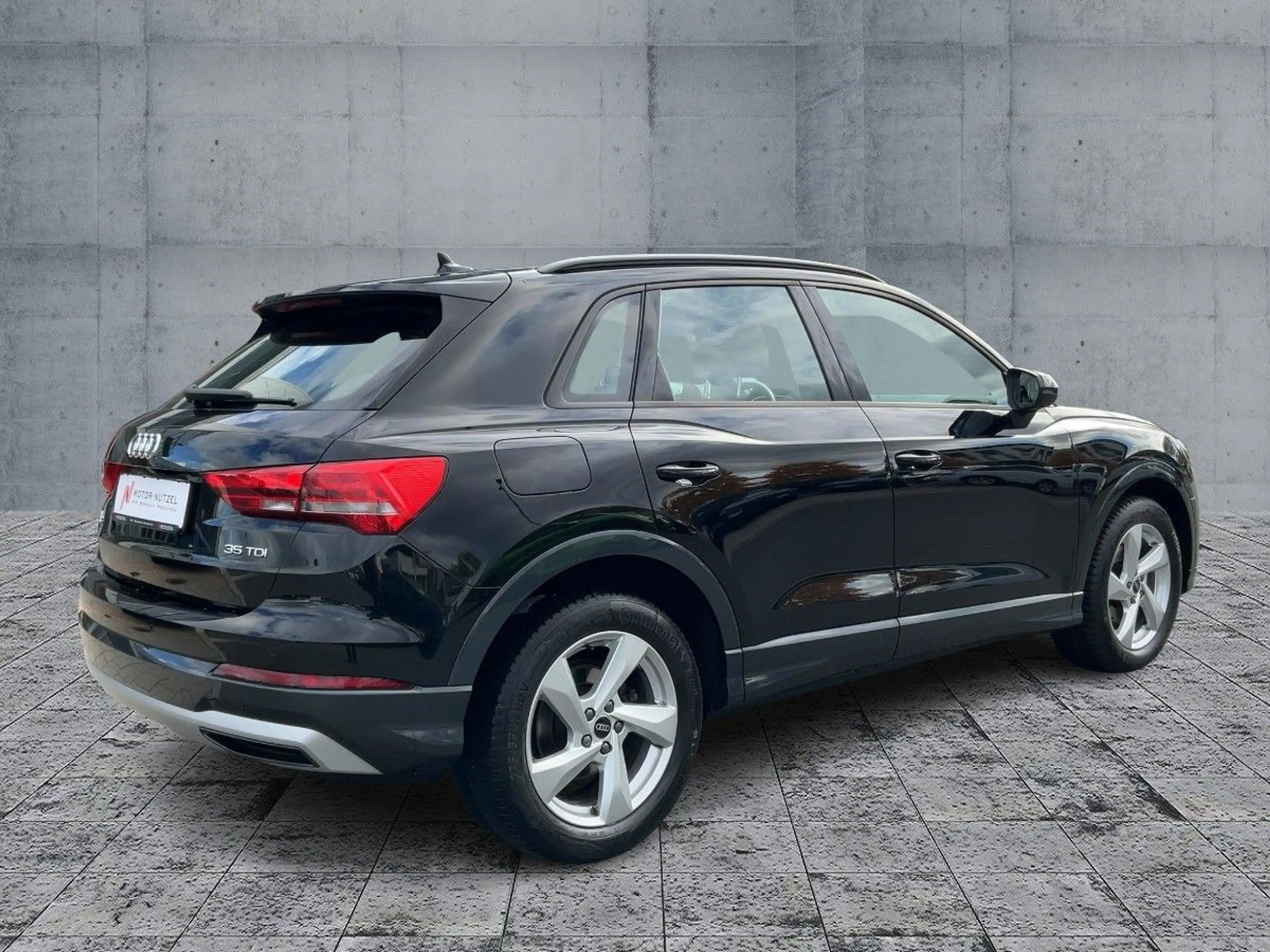Audi Q3 35 TDI S-TR ADVANCED NAVI+RFK+ACC+SHZ — photo 6