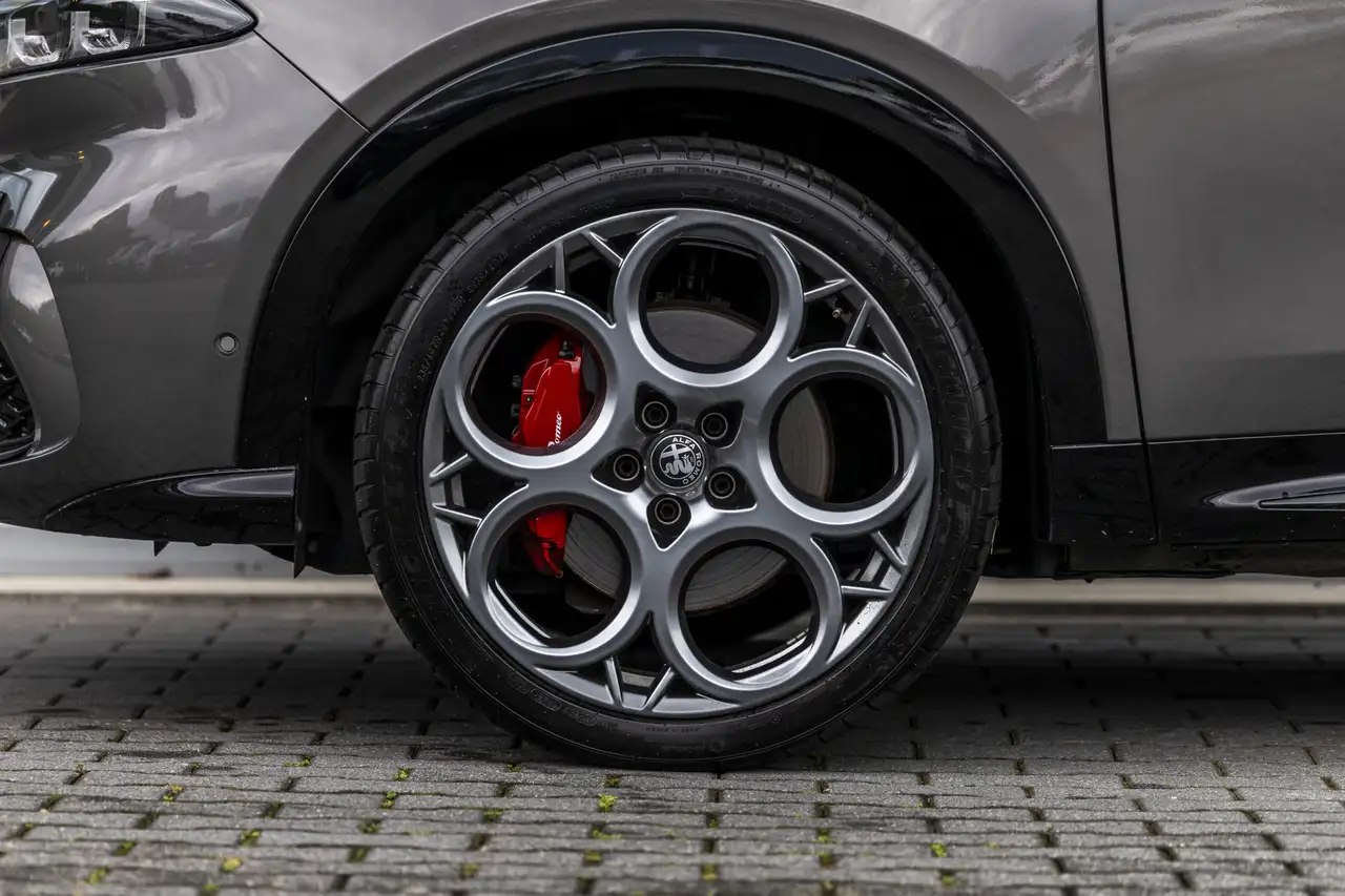 Alfa Romeo Tonale 1.5T Hybrid Veloce Elek. achterklep Leder NL, миниатюра 18