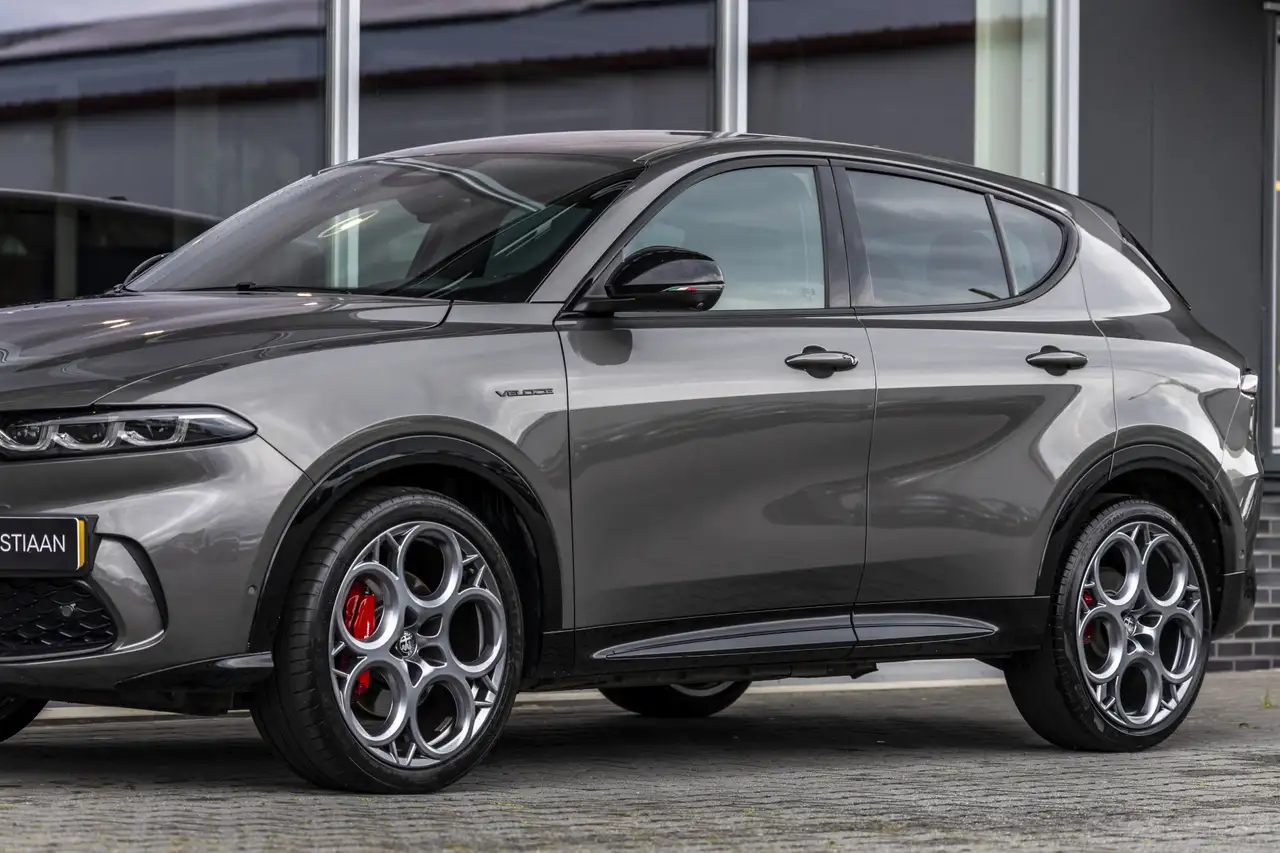 Alfa Romeo Tonale 1.5T Hybrid Veloce Elek. achterklep Leder NL, миниатюра 15