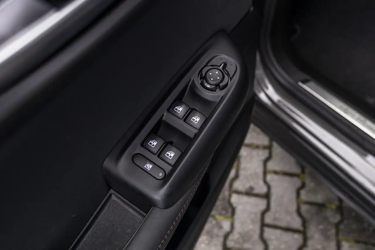 Alfa Romeo Tonale 1.5T Hybrid Veloce Elek. achterklep Leder NL, миниатюра 21