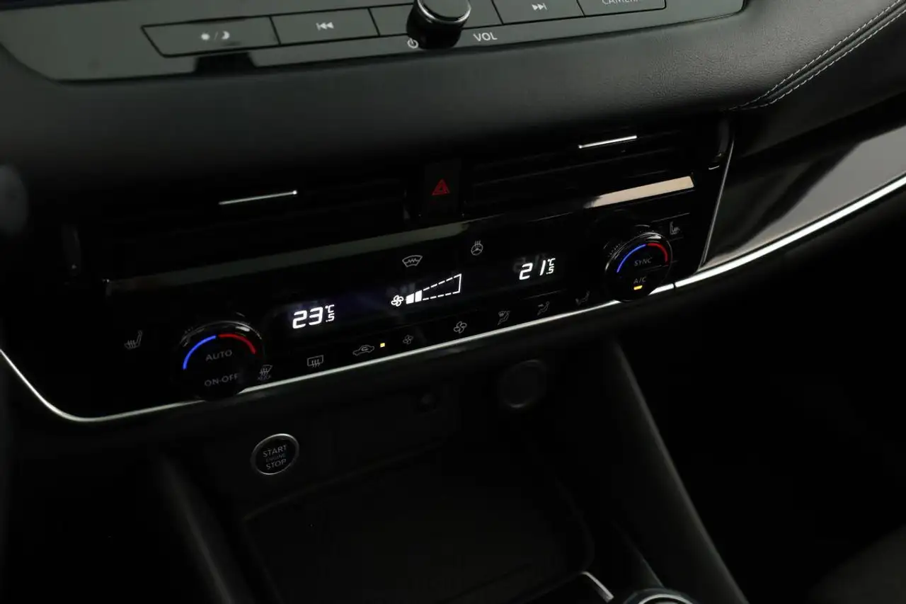 Nissan Qashqai 1.3 DIG-T N-Connecta Pano Nav SitzHZ 360, миниатюра 21