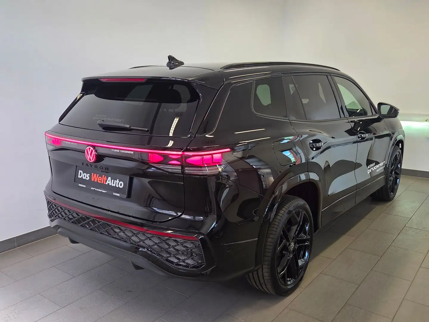 Volkswagen Tayron Sport eHybrid DSG 150kW Schwarz - 2