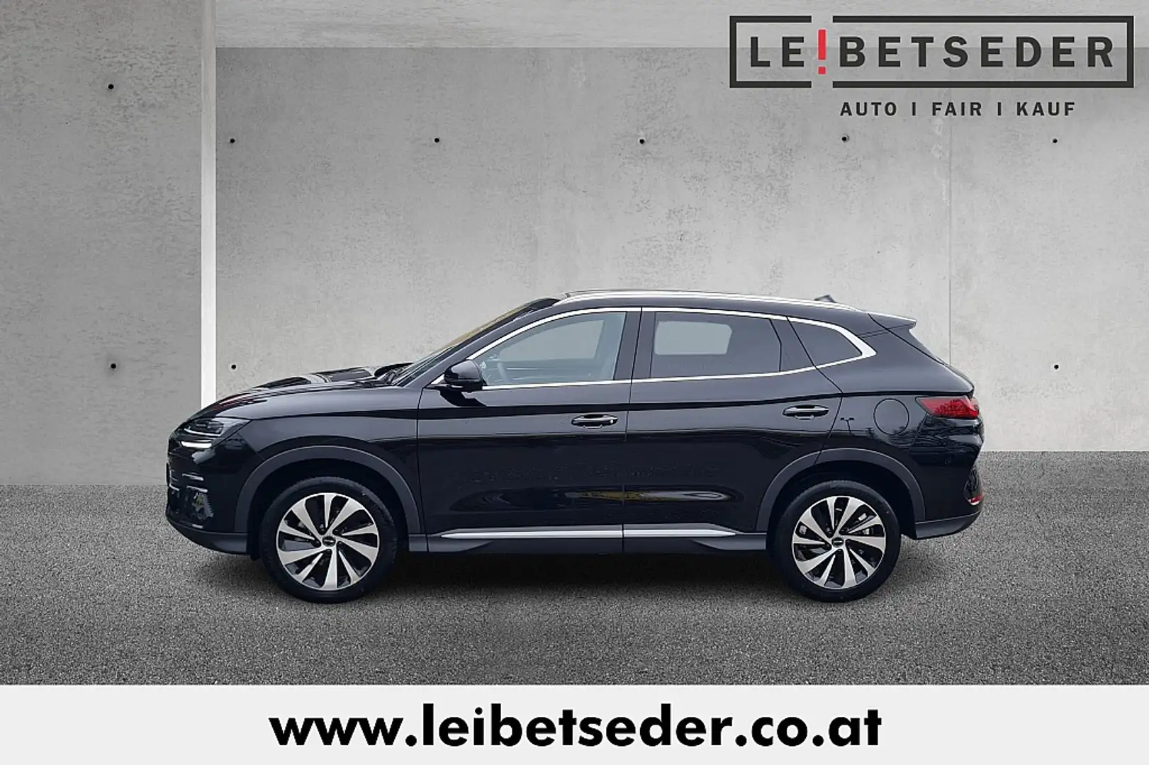 BYD Seal U DM-i PHEV 18,3kWh AWD Design Österreich Paket Černá - 2