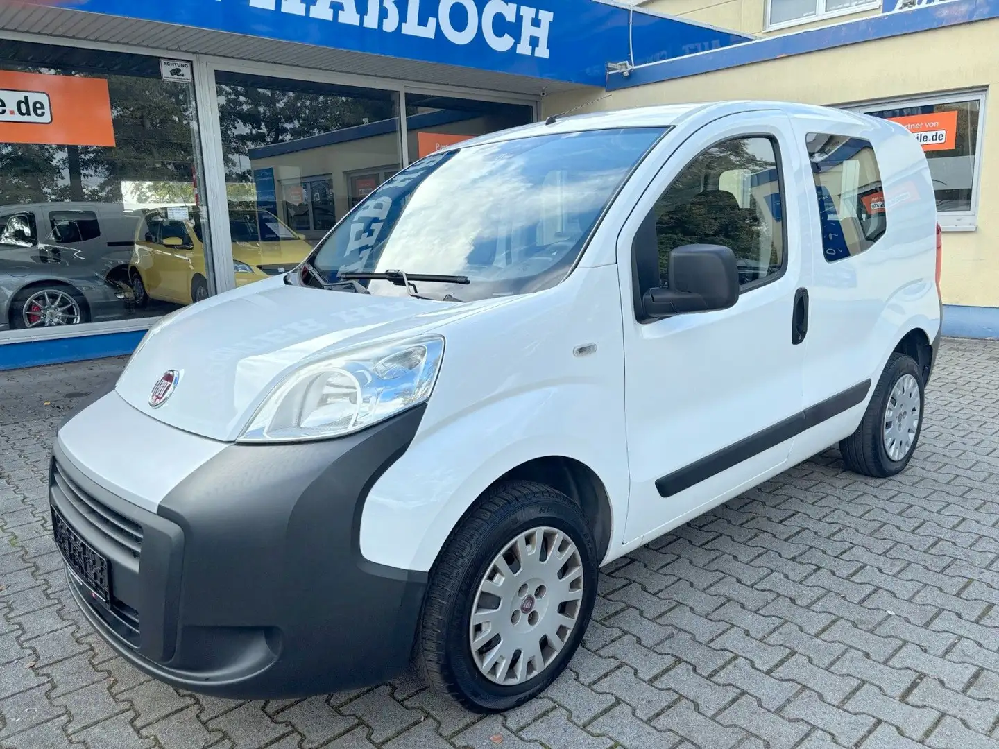 Fiat Fiorino Kombi / LKW 5-Sitzer Schiebtür Blanc - 2