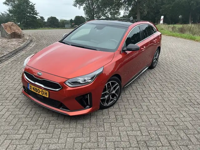 Kia ProCeed / pro_cee'd 1.4 T-GDI GT-PLUS LINE