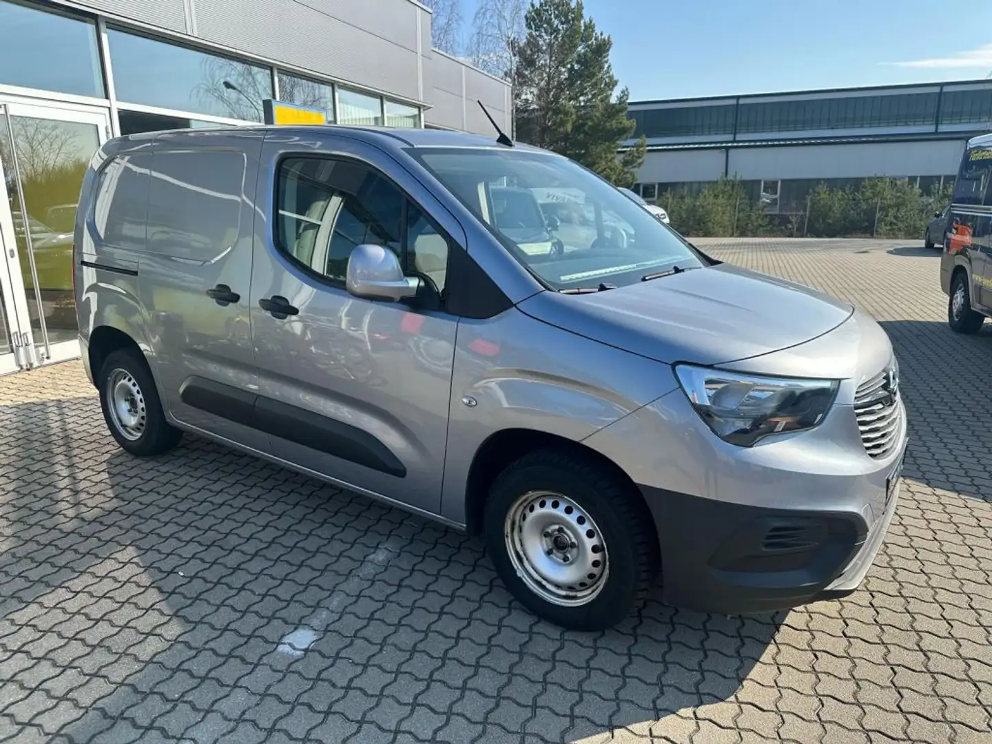 Opel Combo Cargo 1.2 DIT Edition Silber - 2
