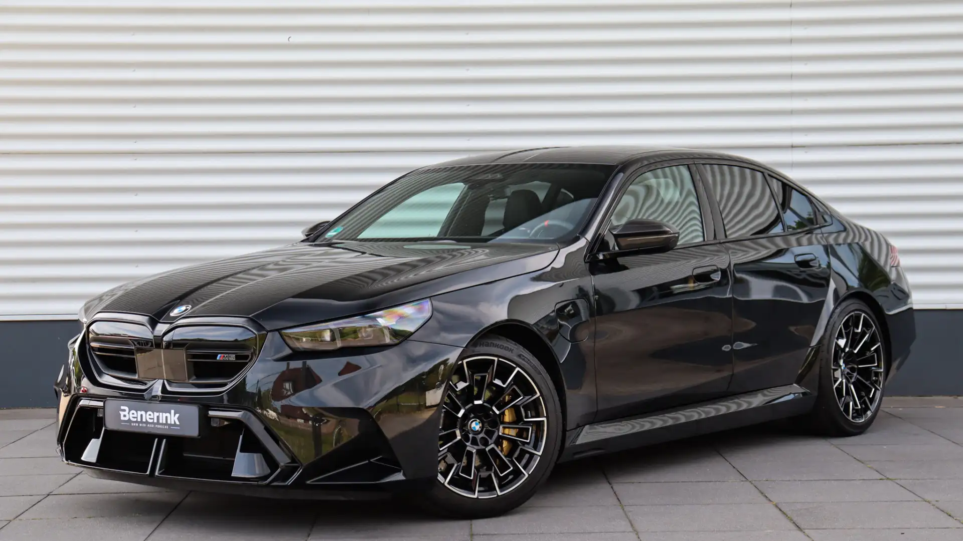 BMW M5 Sedan | Ultimate Package | M Driver's Package | Ca Noir - 1