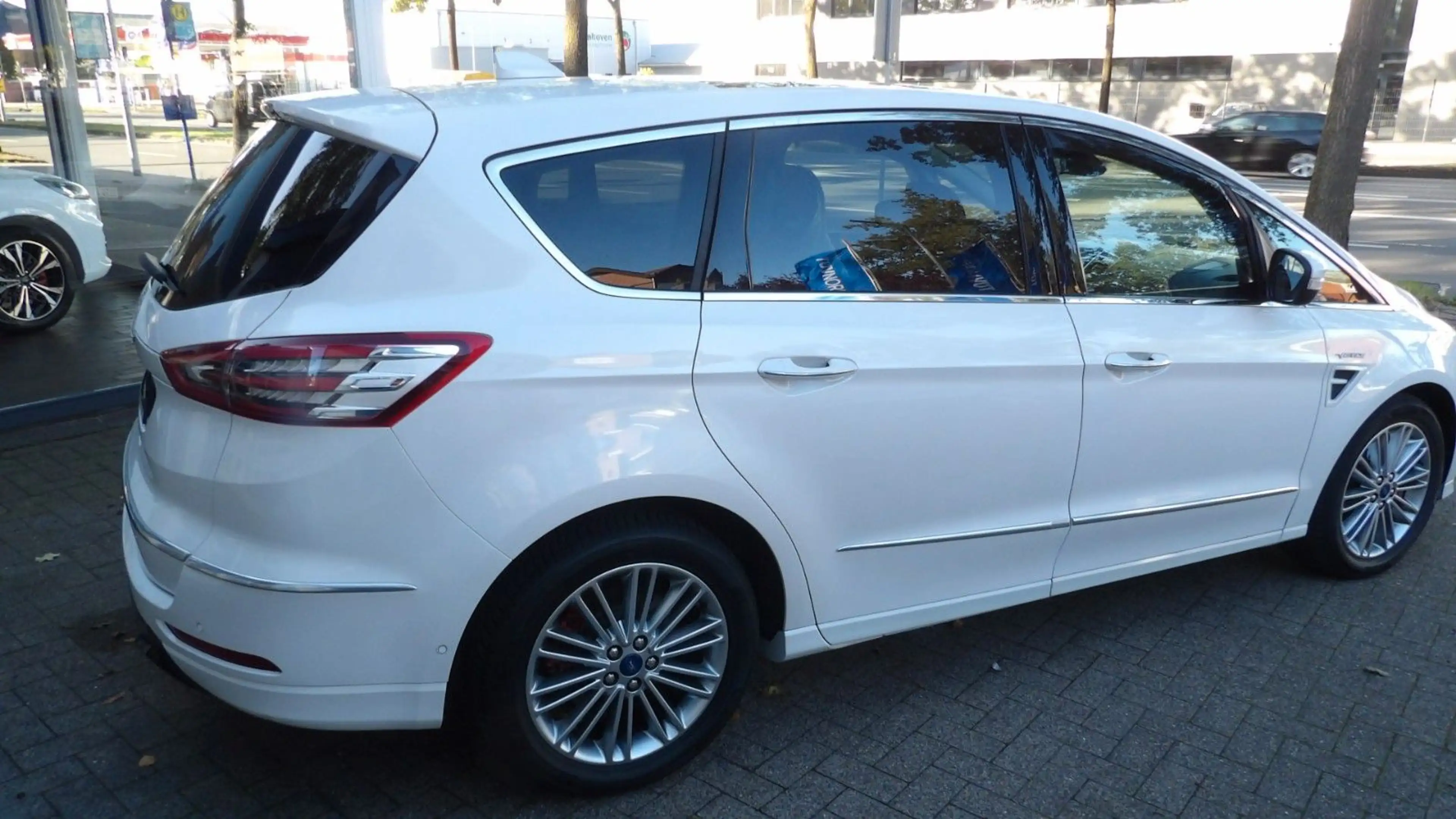 Ford S-Max S-MAX Vignale*Top Ausstatttung* — photo 5