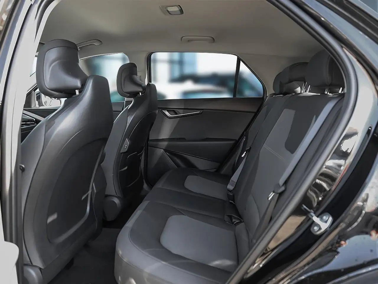 Kia Niro снимка Kia Niro