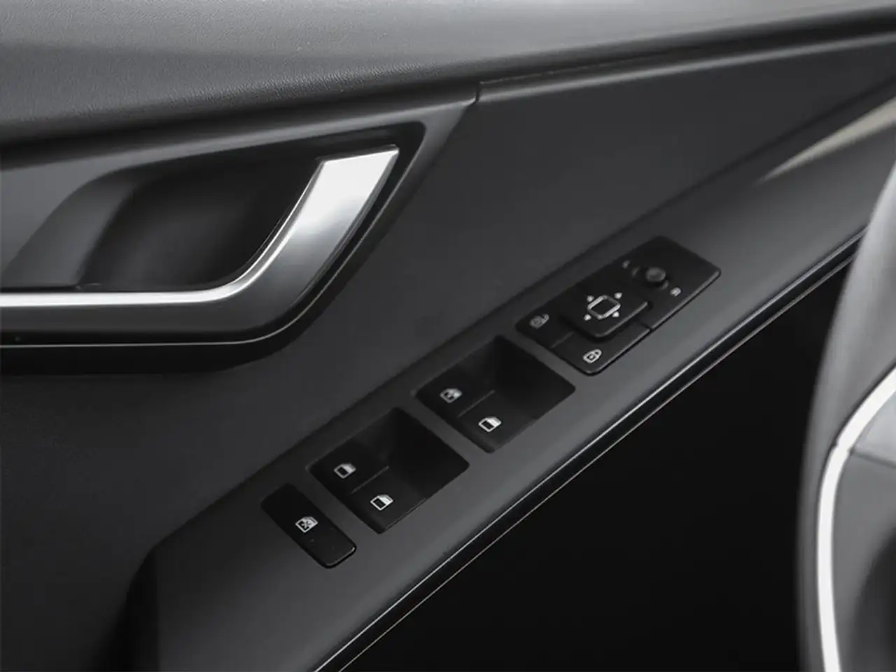 Kia Niro снимка Kia Niro