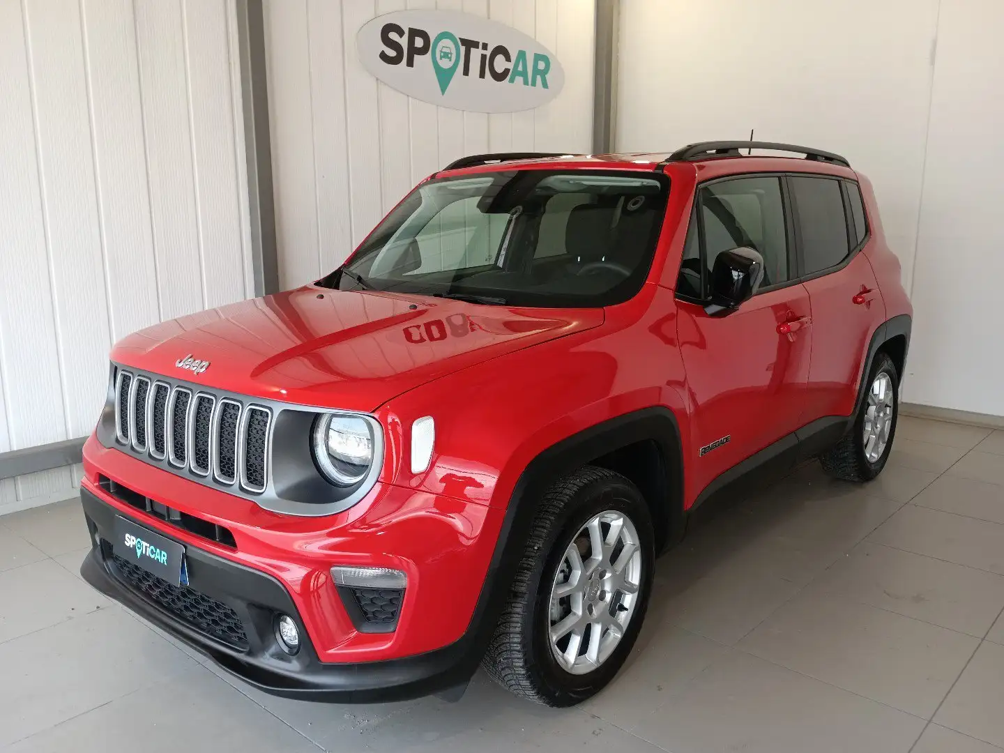 Jeep Renegade 1.6 Mjt 130 CV Limited Rood - 1