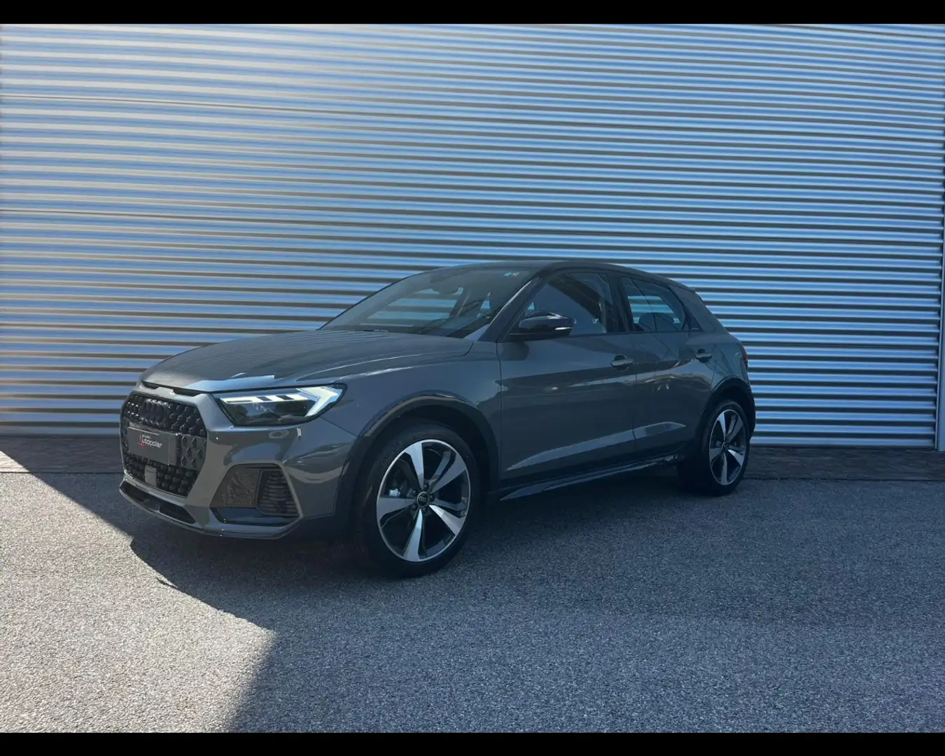 Audi A1 ALLSTREET 30 TFSI IDENTITY CONTRAST Grijs - 1