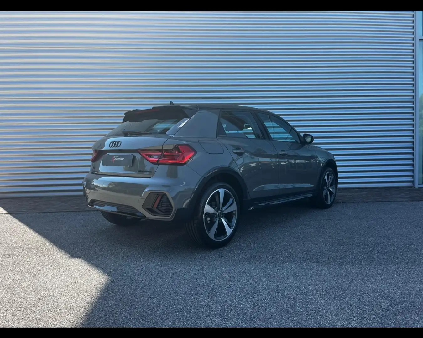 Audi A1 ALLSTREET 30 TFSI IDENTITY CONTRAST Grijs - 2