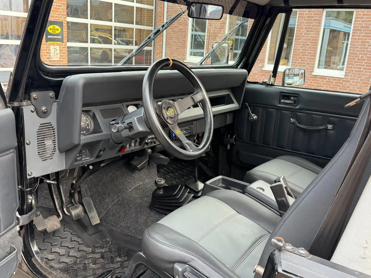 Jeep Wrangler 4.0i Softtop incl. bikintop, foto 8