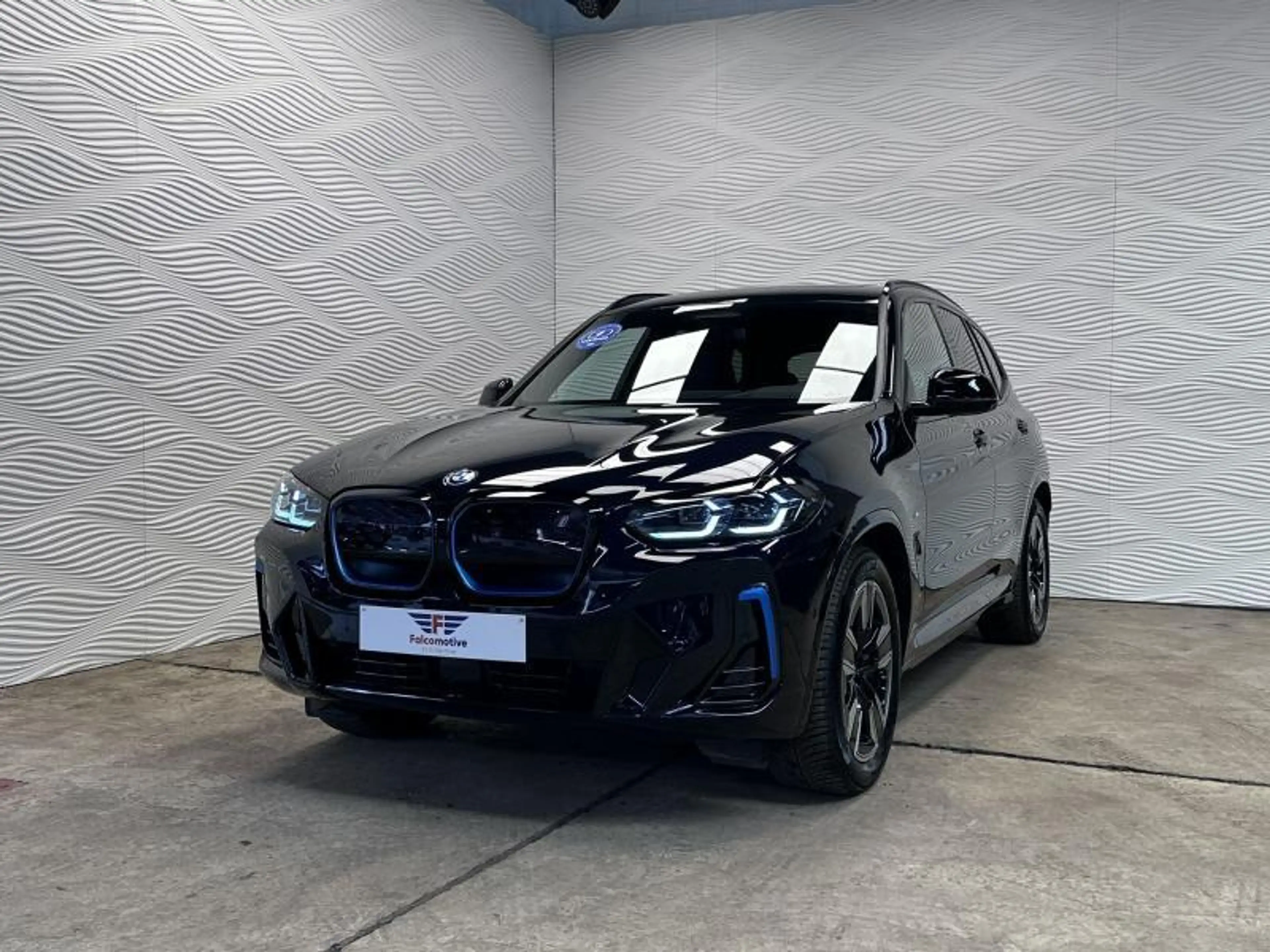 BMW iX3 *80 kWh*M-SPORT*H/K*HUD*96.1% SOH*PANO* — photo 4