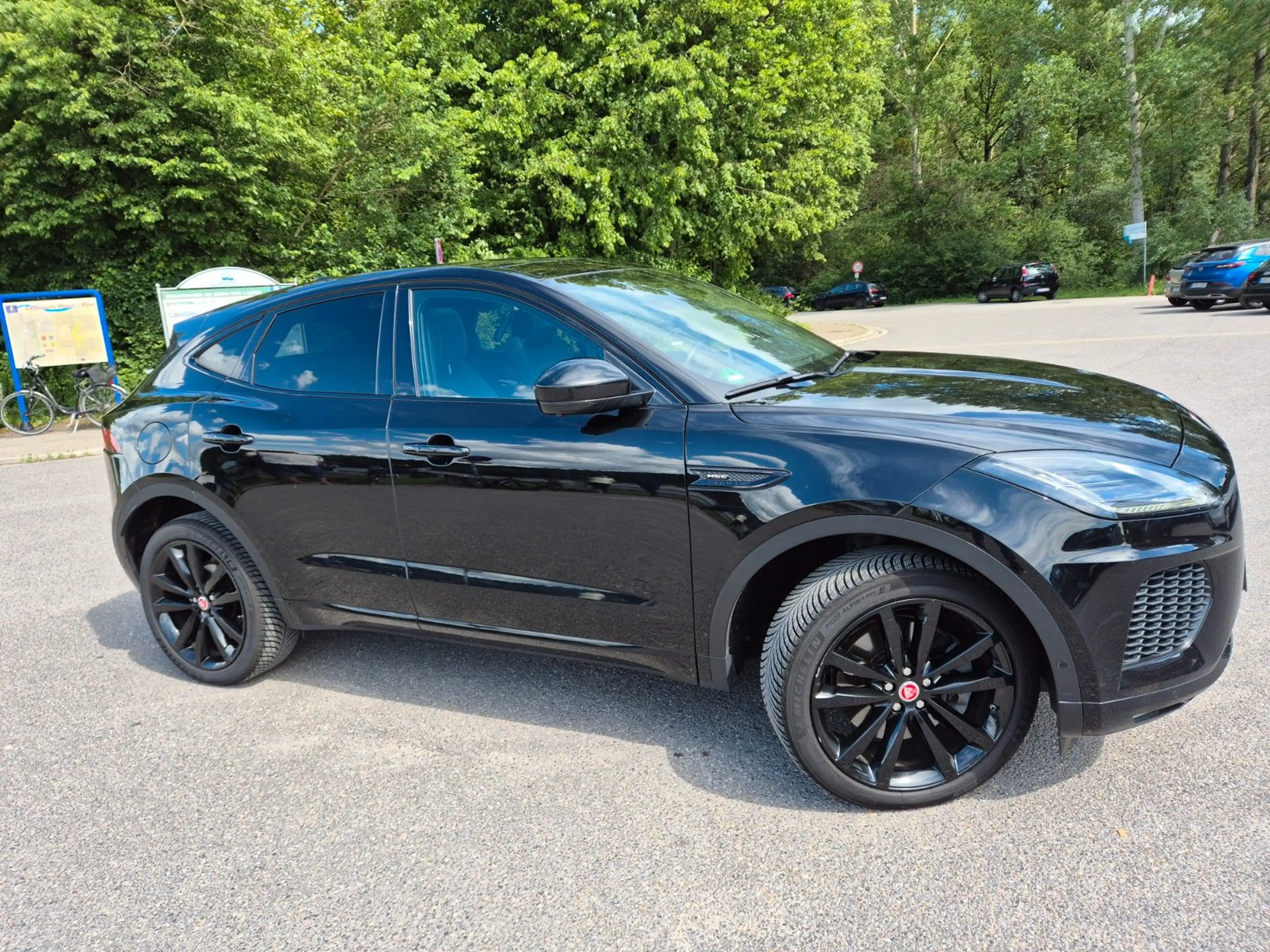 Jaguar E-Pace R-DYN.HSE D240 PS AWD LEDER PANO16299NETTO — photo 4