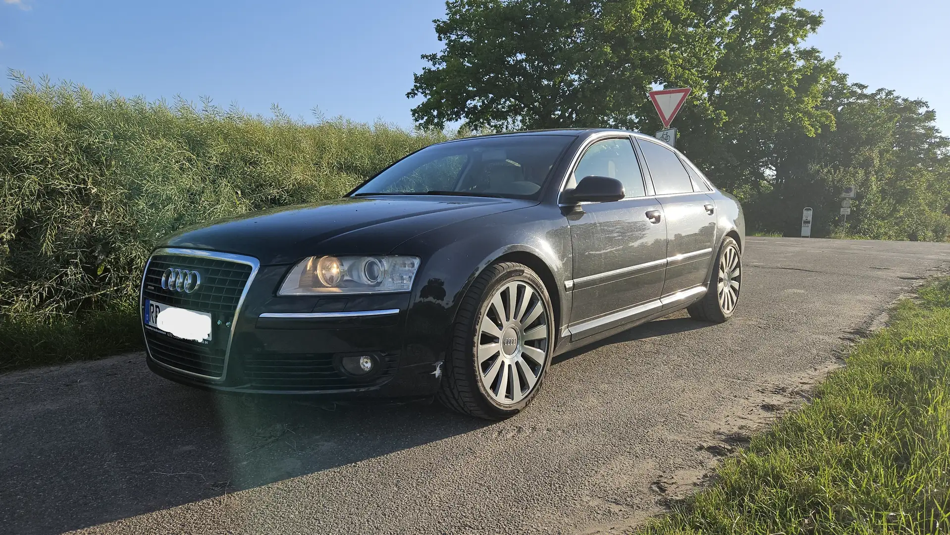 Audi A8 A8 3.0 TDI DPF quattro V6 Schwarz - 2