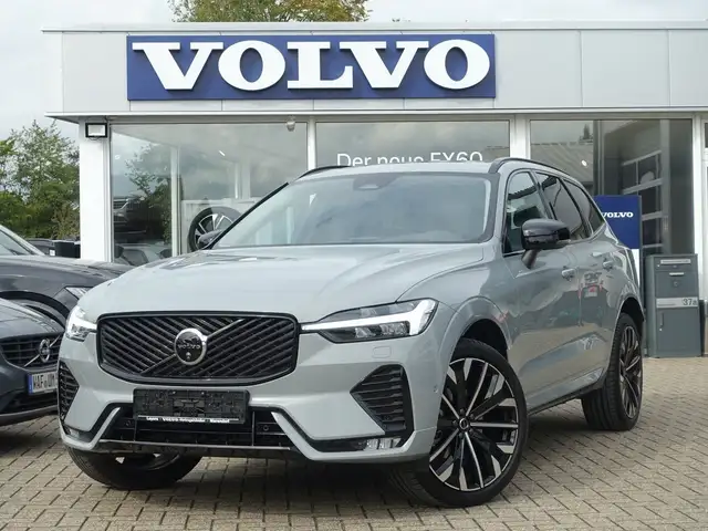 Volvo XC60 B5 Ultra Dark AWD/Pano/HUD/Massage/H&K