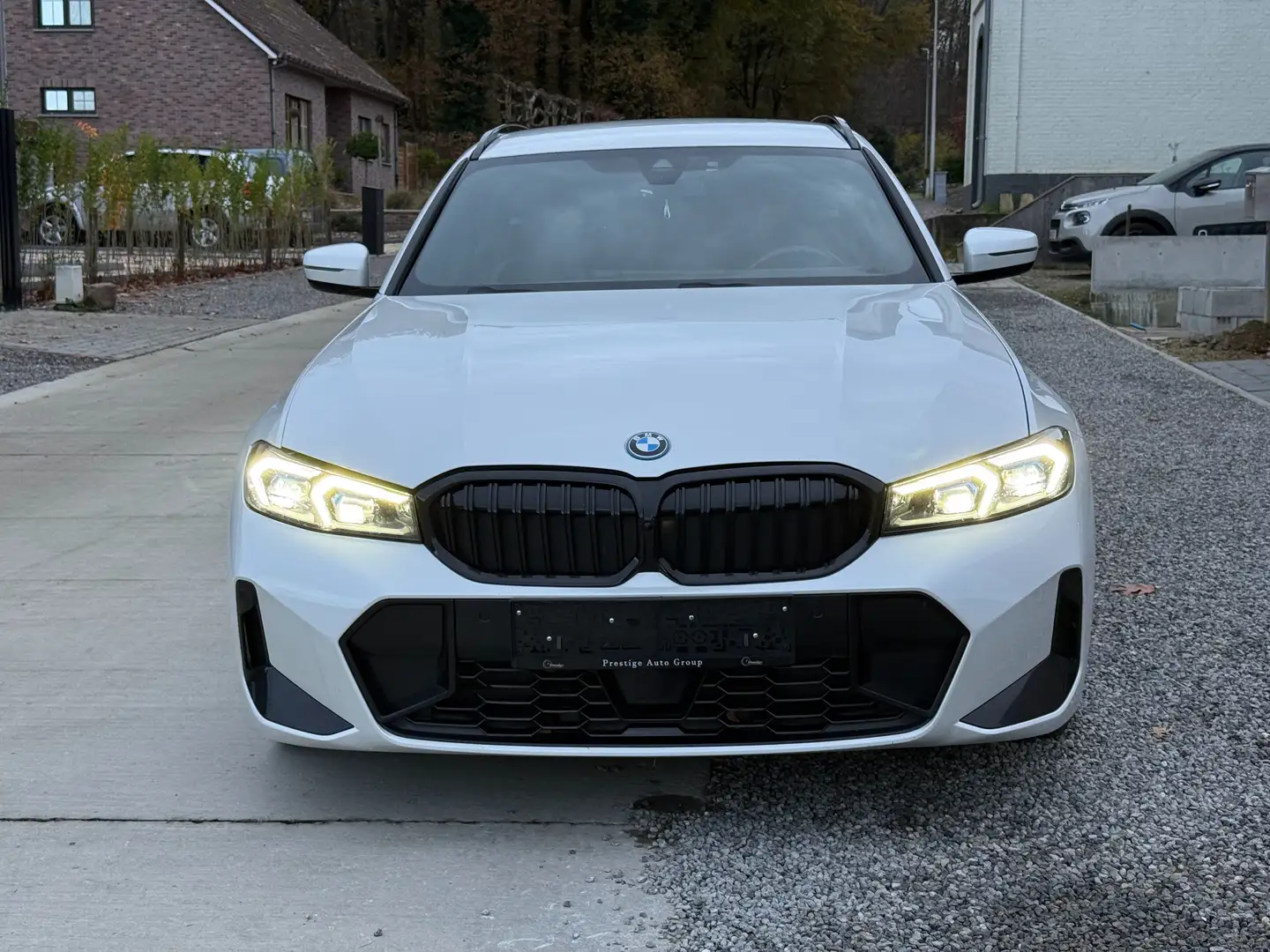 BMW 330 e M-PACK 2023 *FACELIFT*Adap. Cruise*Trekhaak Weiß - 2