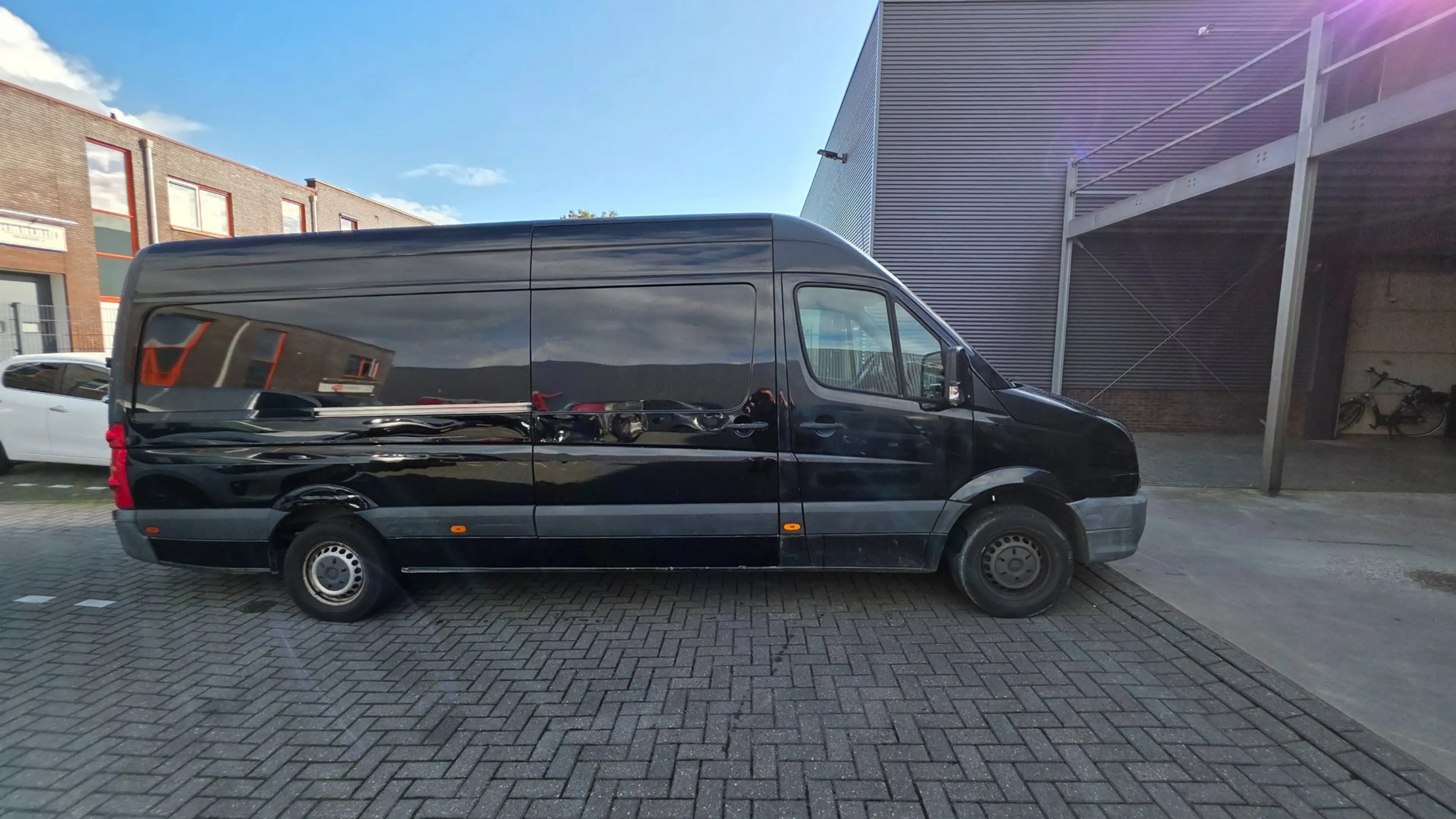 Volkswagen Crafter 35 2.0 TDI L3H2 BM LAADKLEP !!!!! DISTRIBUTIE V.V. — photo 4