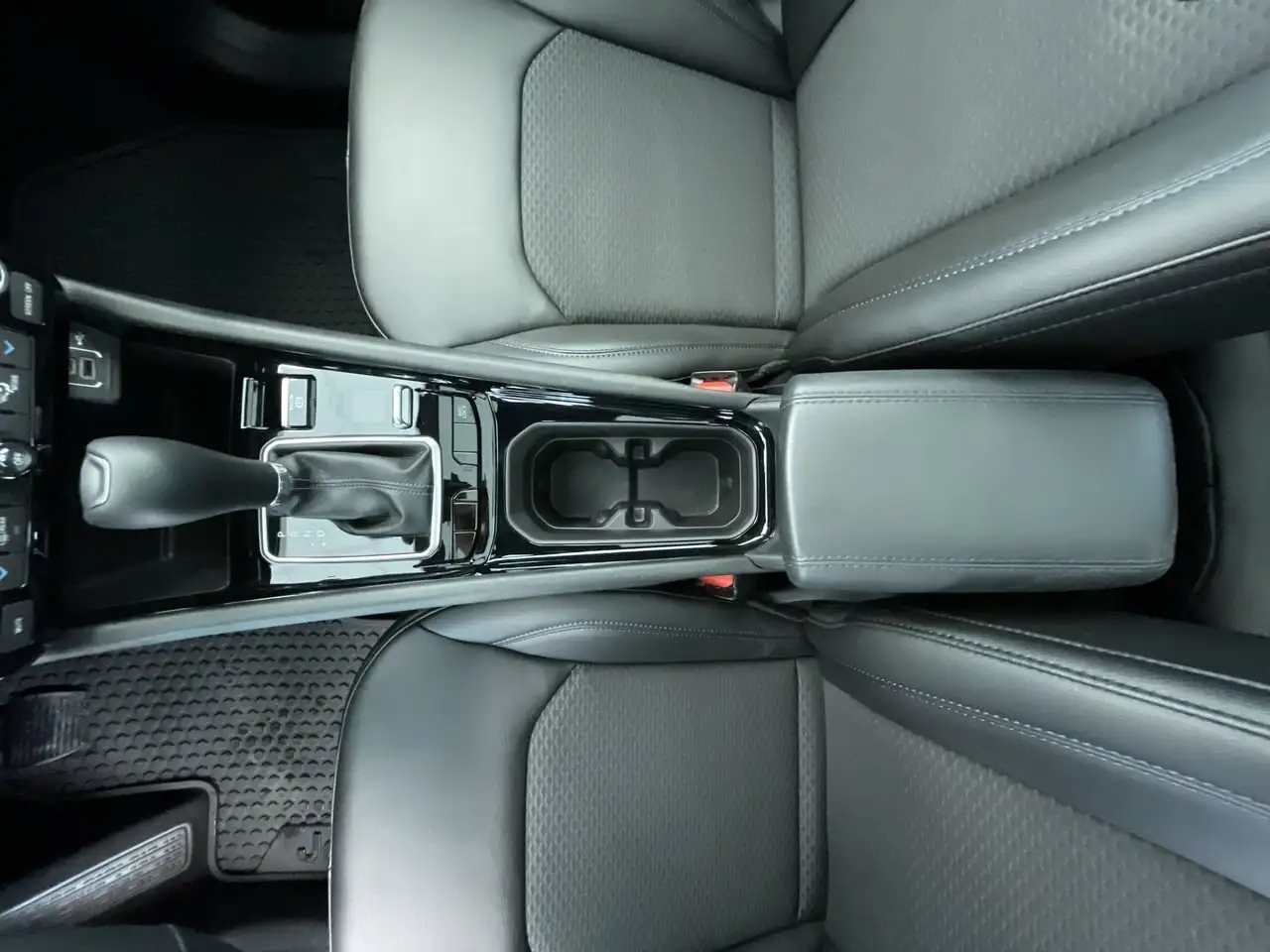 Jeep Compass photo Jeep Compass