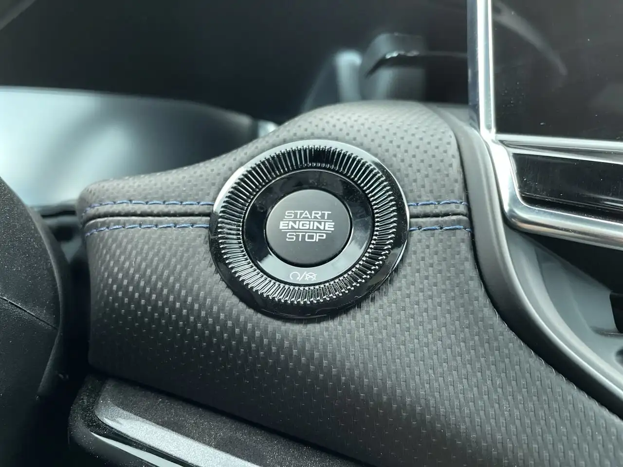Jeep Compass photo Jeep Compass