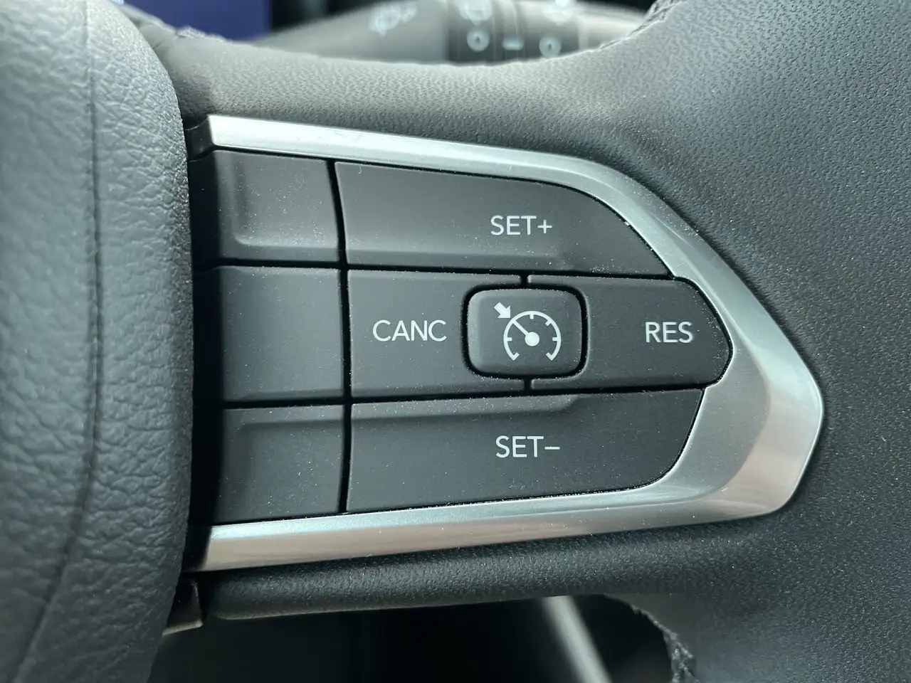 Jeep Compass photo Jeep Compass