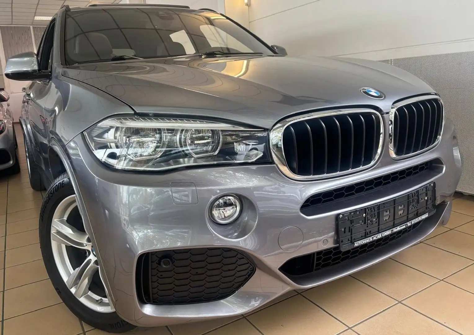 BMW X5 30d M-Sport Digital Panora. Kamera Standheiz. HuD Gris - 1
