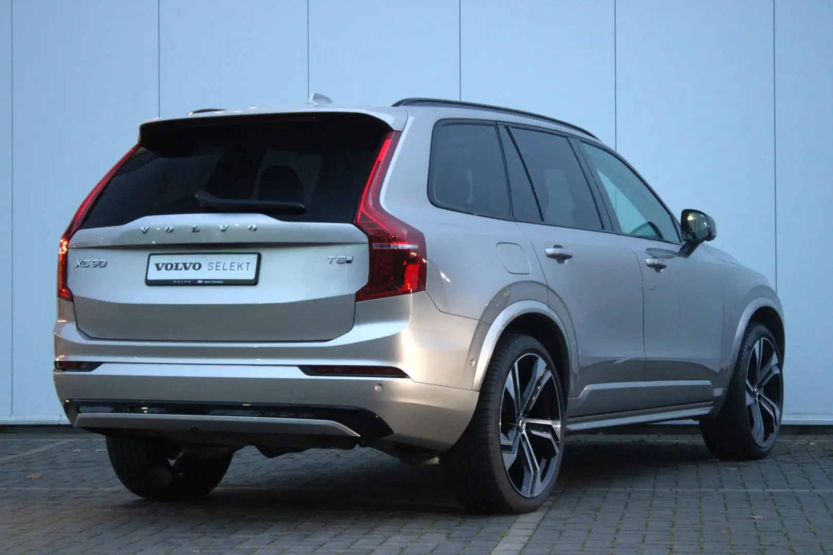 Volvo XC90 T8 AUT8 Plug-in hybrid AWD Ultra Dark | Luchtverin Grijs - 2