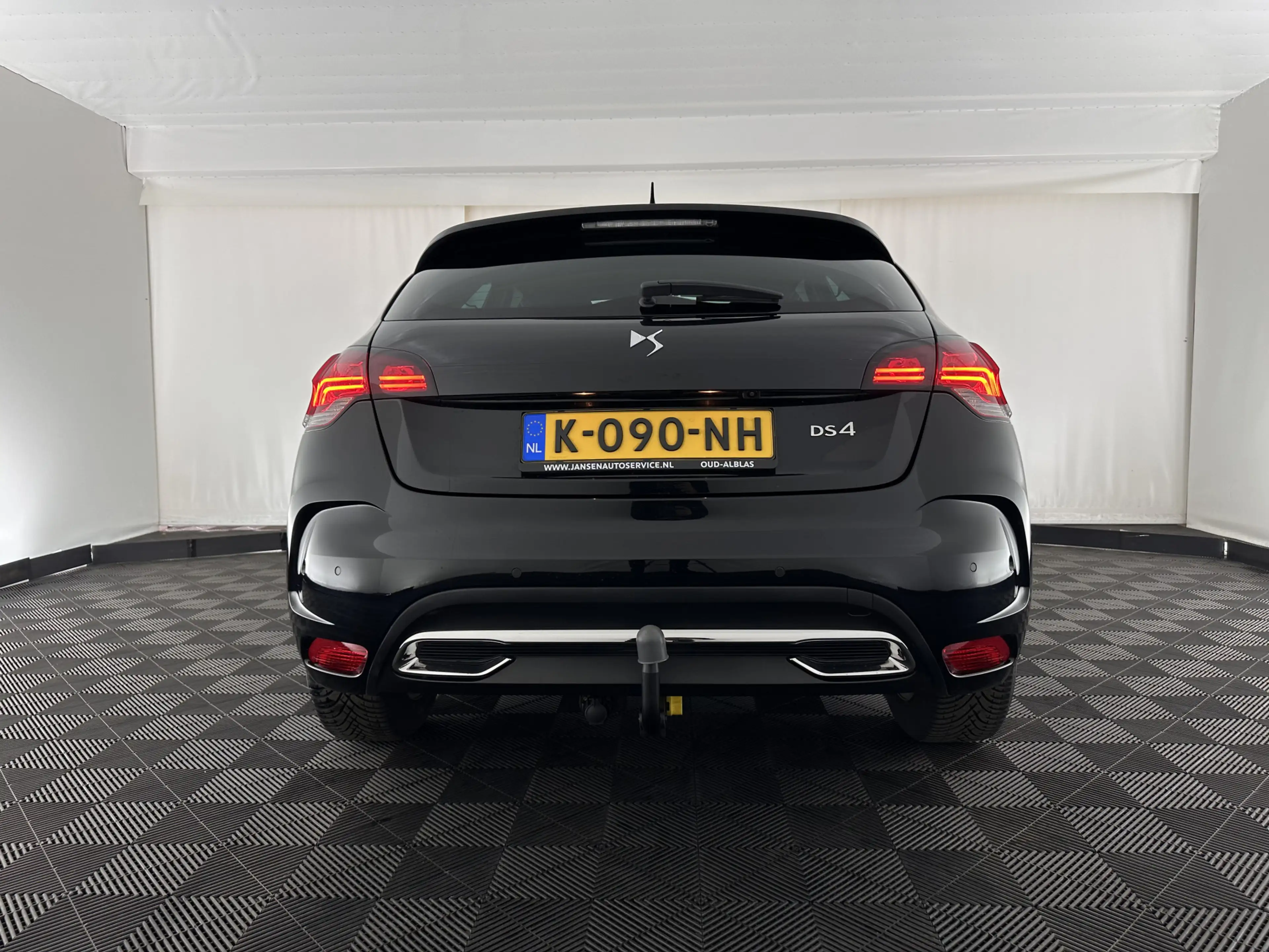 DS Automobiles DS 4 1.6 BlueHDi Chic *PANO-WINDOW | FULL-LED | LEATHER — photo 5