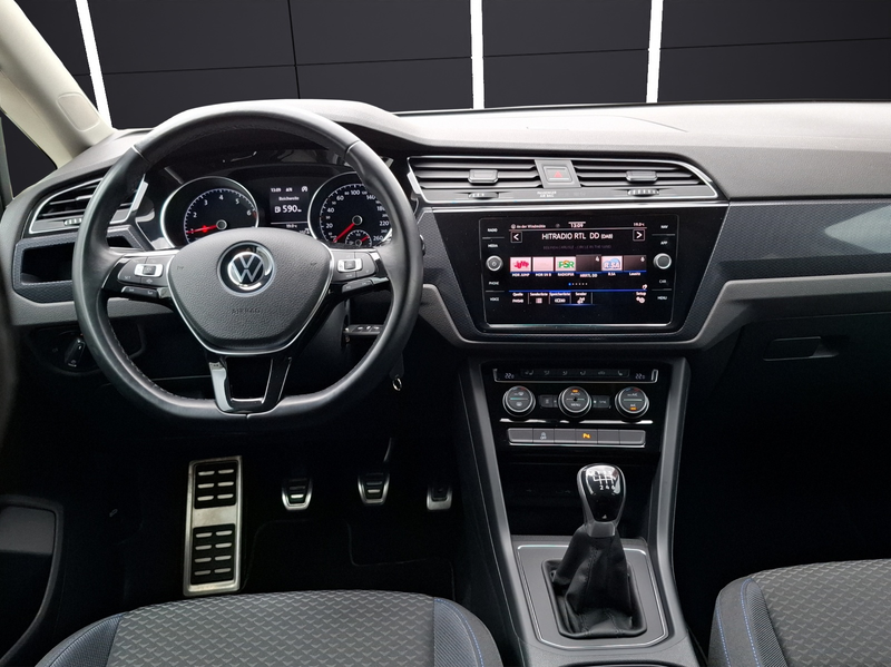 Volkswagen Touran TSI United Standhzg 7-Si LED Navi ACC RFK SHZ — photo 14
