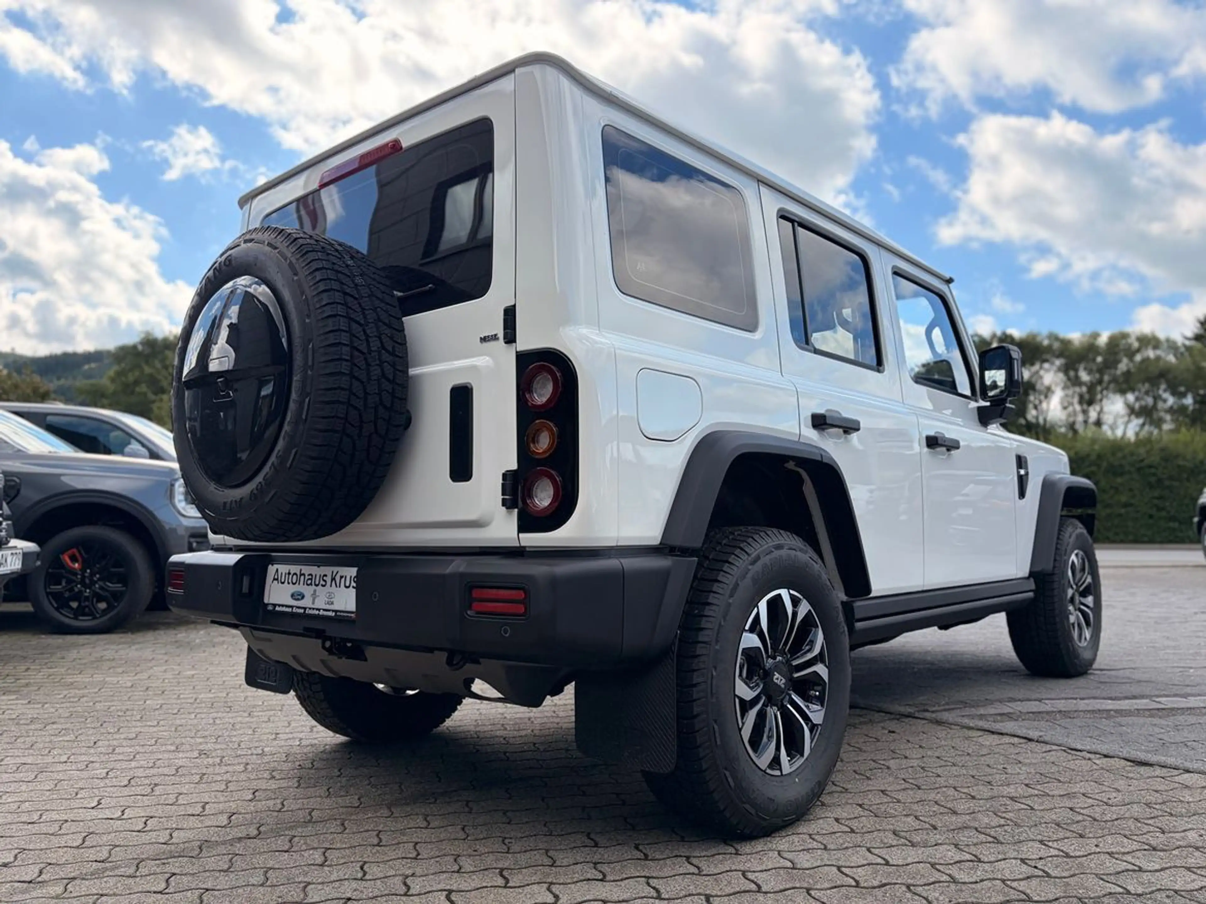 BAW 212 Offroader LED Seilwinde Leder 2.0 Automatik — photo 12
