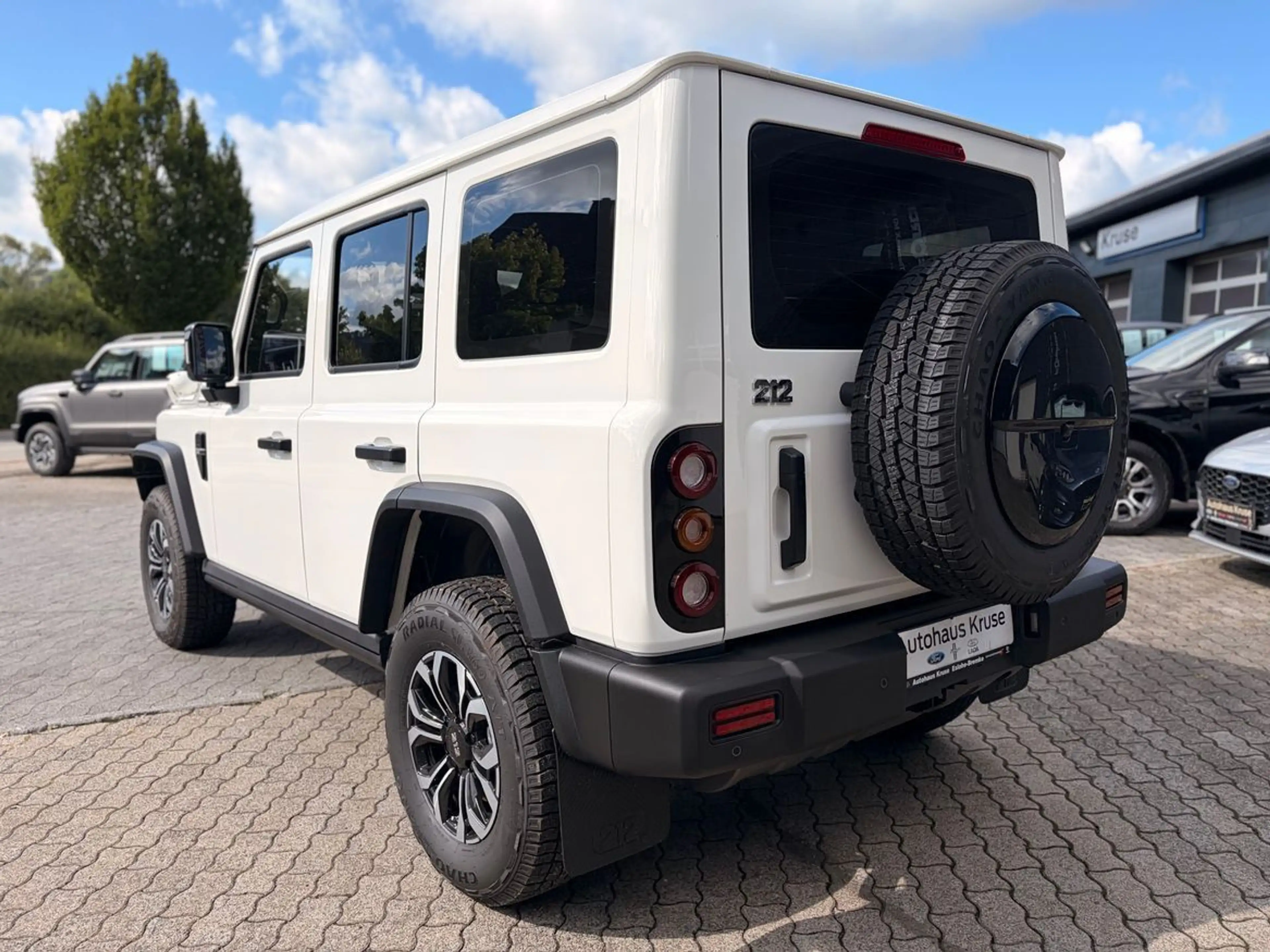 BAW 212 Offroader LED Seilwinde Leder 2.0 Automatik — photo 14